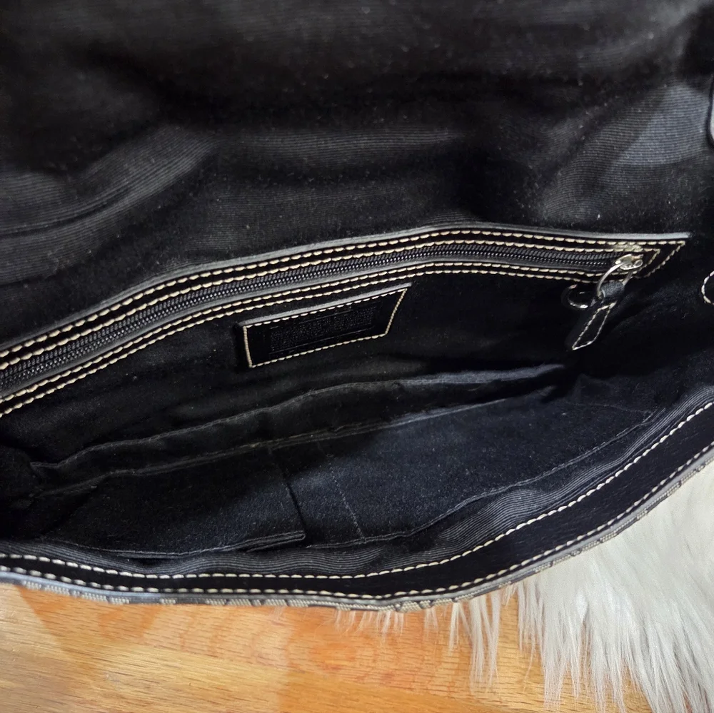 🖤▪️Coach▪️ Y2k VINTAGE Kelly SoHo Signature Shoulder Bag Buckle Flap Closure